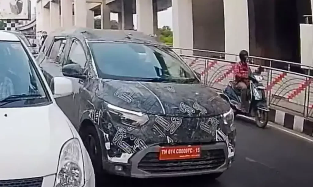 Renault Triber facelift model was spotted in Chennai